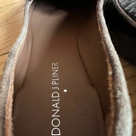 Donald Pliner Women’s Crocco Loafer, Size 8 - Picture 5 of 9